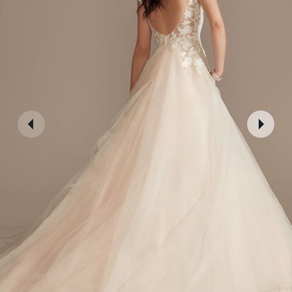 Cap sleeve tule ball gown - Picture 3 of 6